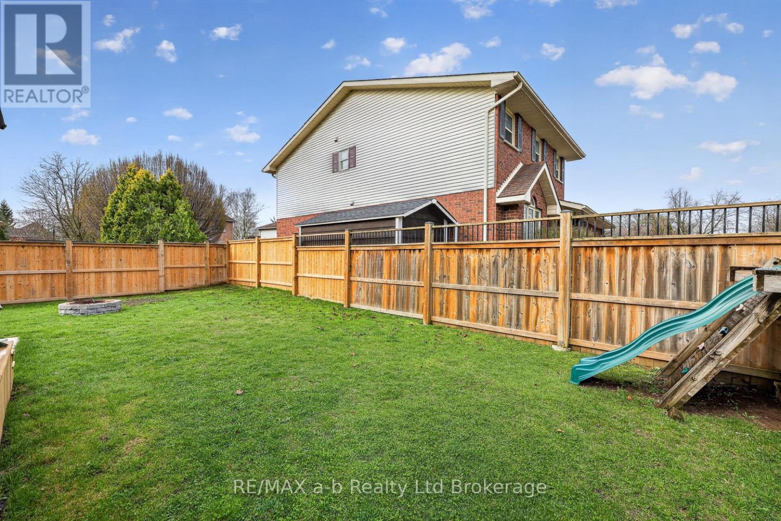 346 Riverview Drive, Strathroy-Caradoc, Ontario  N7G 4B7 - Photo 30 - X13018228