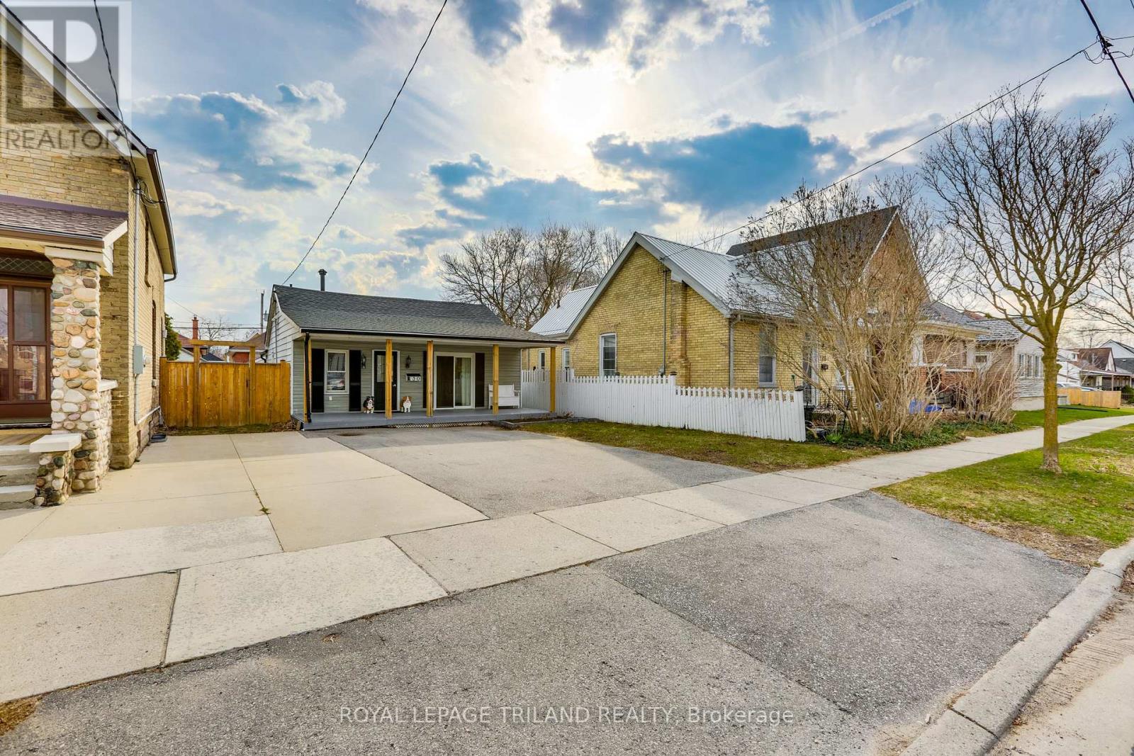 130 St Julien Street, London East, Ontario  N5Z 2M7 - Photo 3 - X12982470