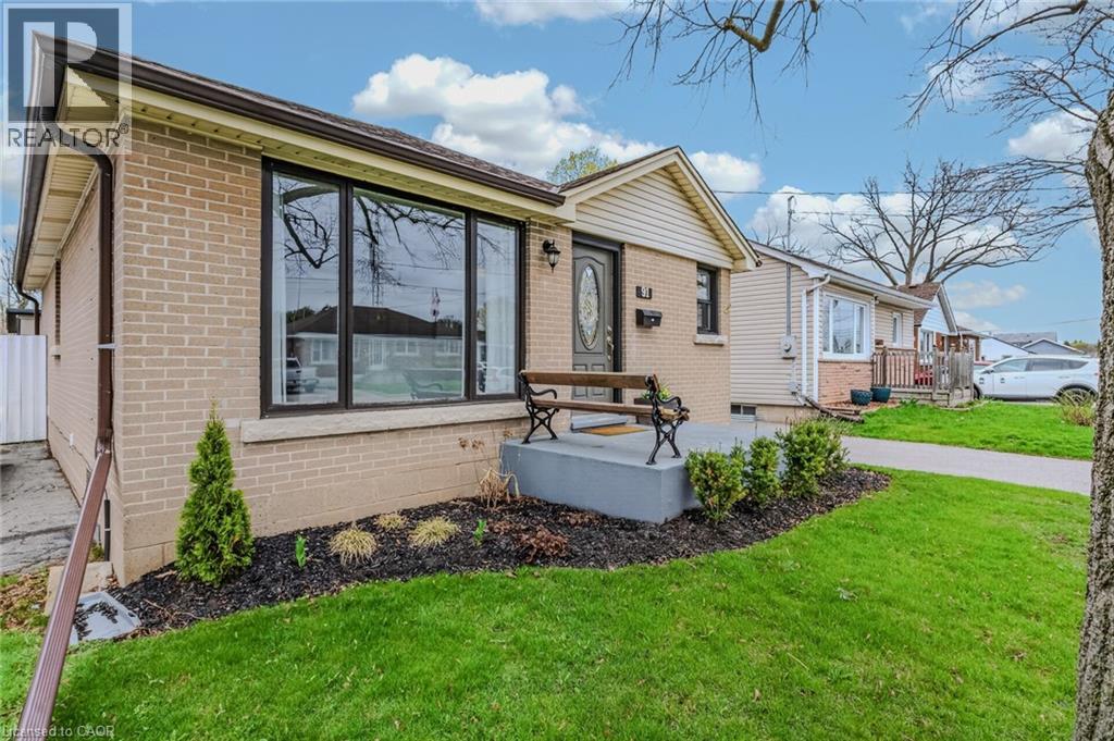 91 Ninth Avenue, Brantford, Ontario  N3S 1E6 - Photo 3 - 40822253