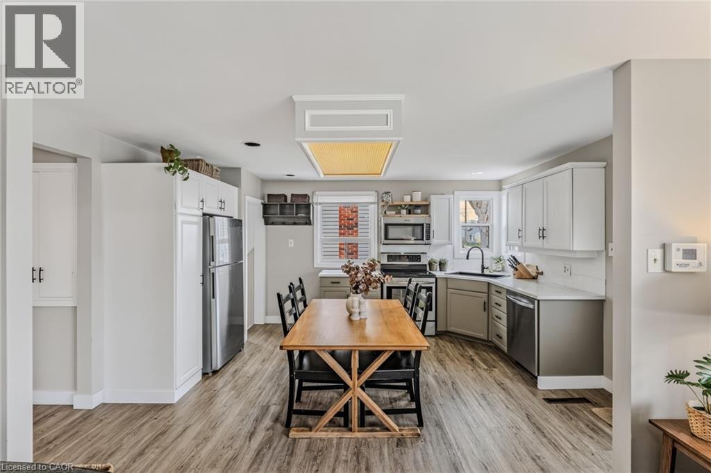 91 Ninth Avenue, Brantford, Ontario  N3S 1E6 - Photo 7 - 40822253