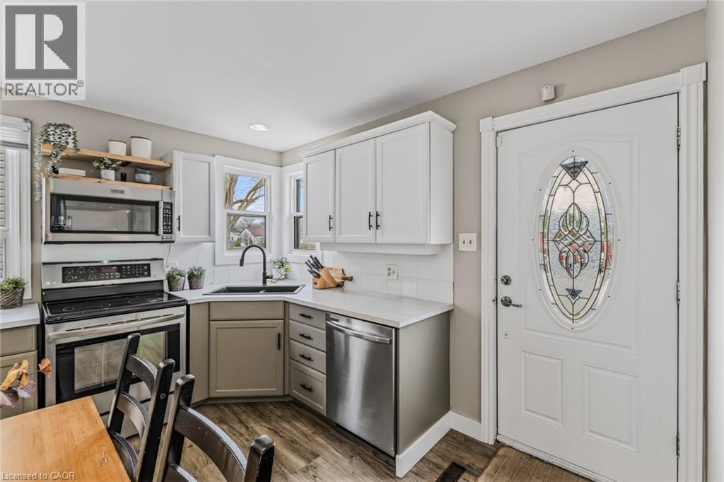 91 Ninth Avenue, Brantford, Ontario  N3S 1E6 - Photo 8 - 40822253