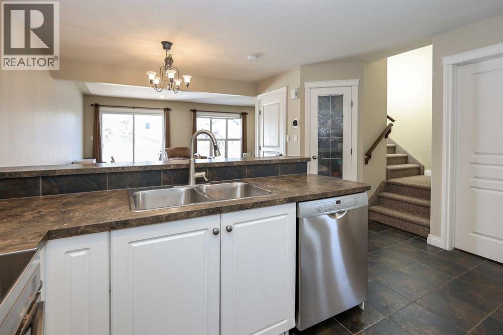 27 Legend Court, Sylvan Lake, Alberta  T4S 0B8 - Photo 7 - A2301894