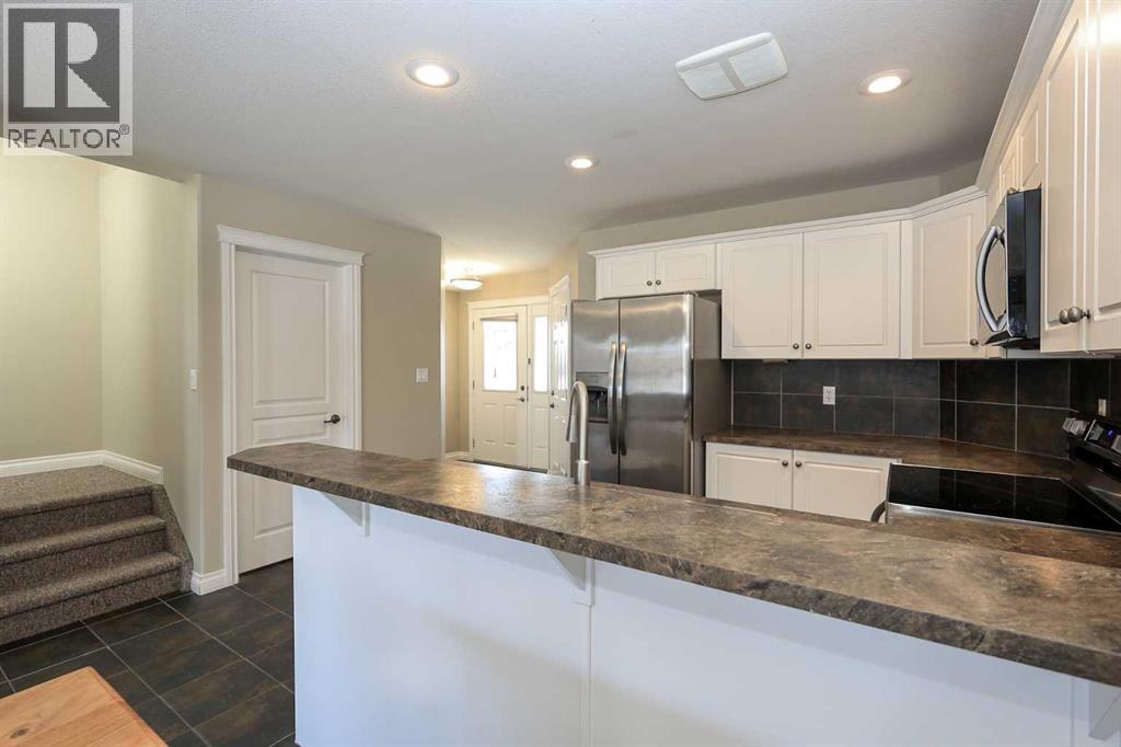 27 Legend Court, Sylvan Lake, Alberta  T4S 0B8 - Photo 9 - A2301894