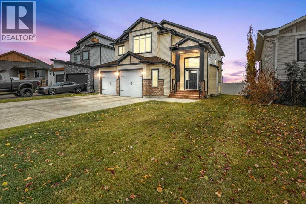 25 Leaside Crescent, Sylvan Lake, Alberta  T4S 0A3 - Photo 2 - A2302282