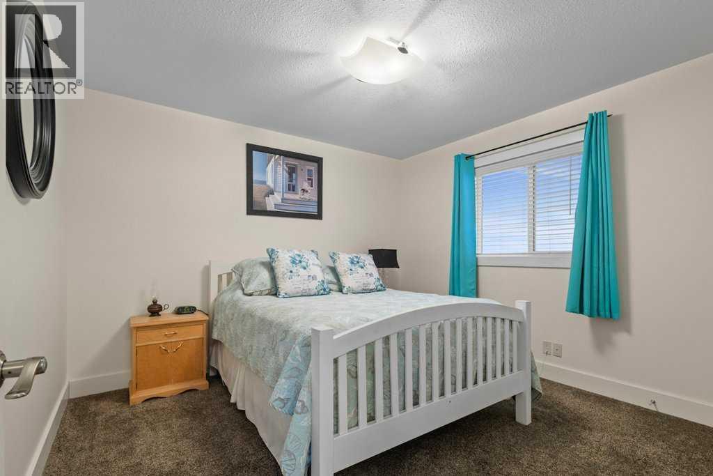 25 Leaside Crescent, Sylvan Lake, Alberta  T4S 0A3 - Photo 10 - A2302282