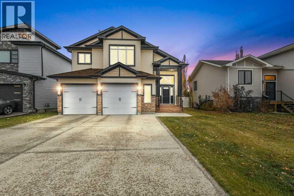 25 Leaside Crescent, Sylvan Lake, Alberta  T4S 0A3 - Photo 1 - A2302282