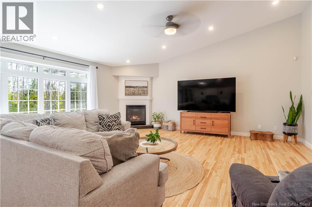 241 Summerhill Row, Fredericton, New Brunswick  E3G 0C5 - Photo 15 - NB137488