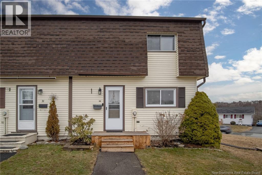 32 West Vale Park, Saint John, New Brunswick  E2M 5B4 - Photo 2 - NB137454
