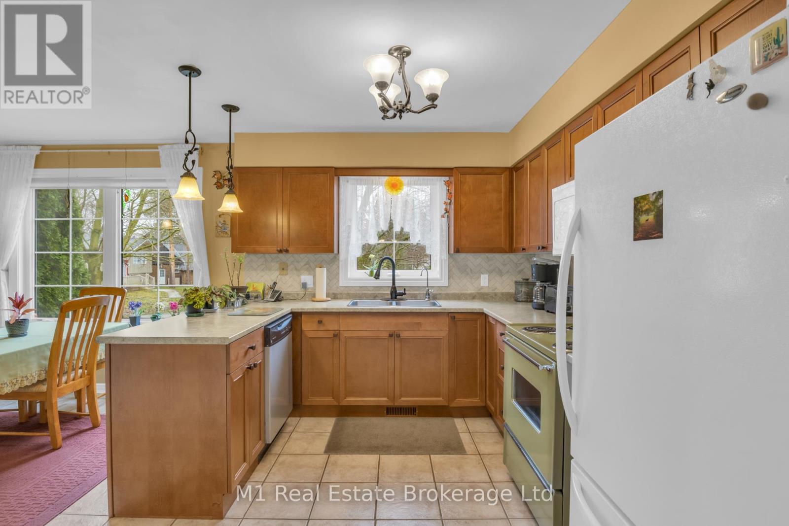 540 Church Crescent, Wellington North, Ontario  N0G 2L2 - Photo 10 - X13018208