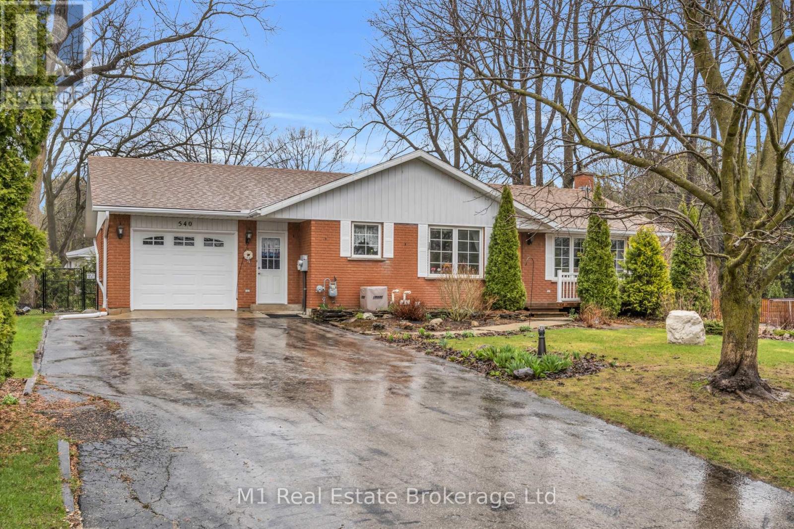 540 Church Crescent, Wellington North, Ontario  N0G 2L2 - Photo 2 - X13018208