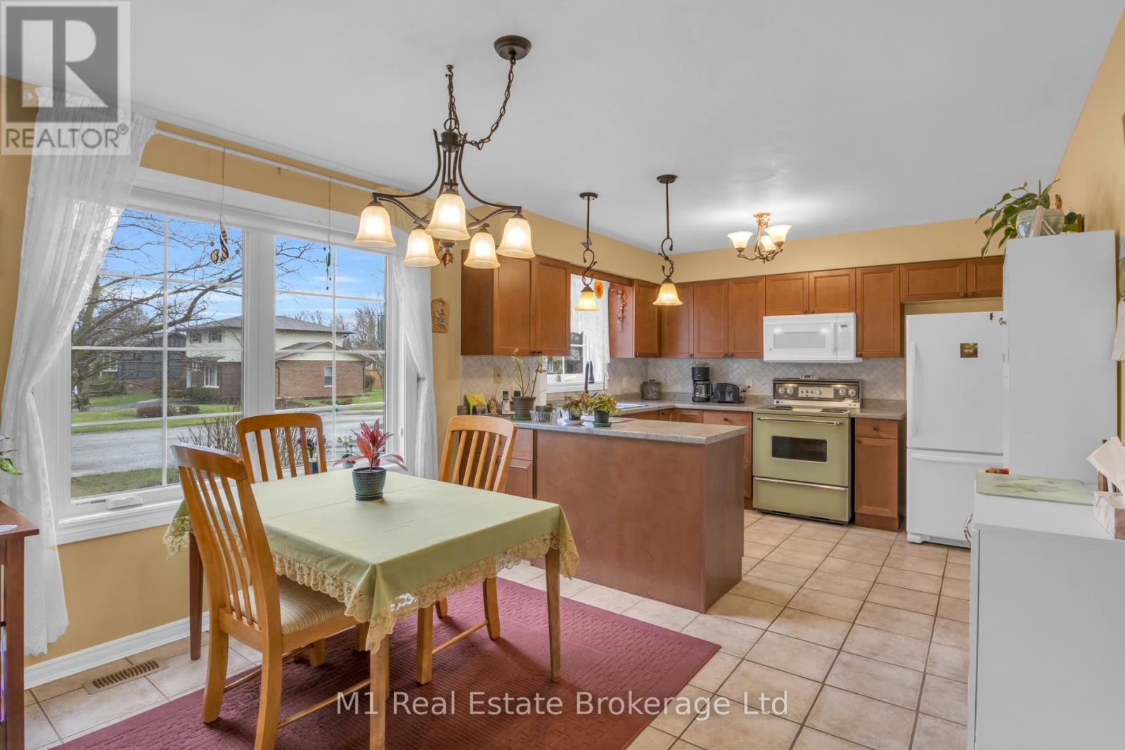 540 Church Crescent, Wellington North, Ontario  N0G 2L2 - Photo 9 - X13018208