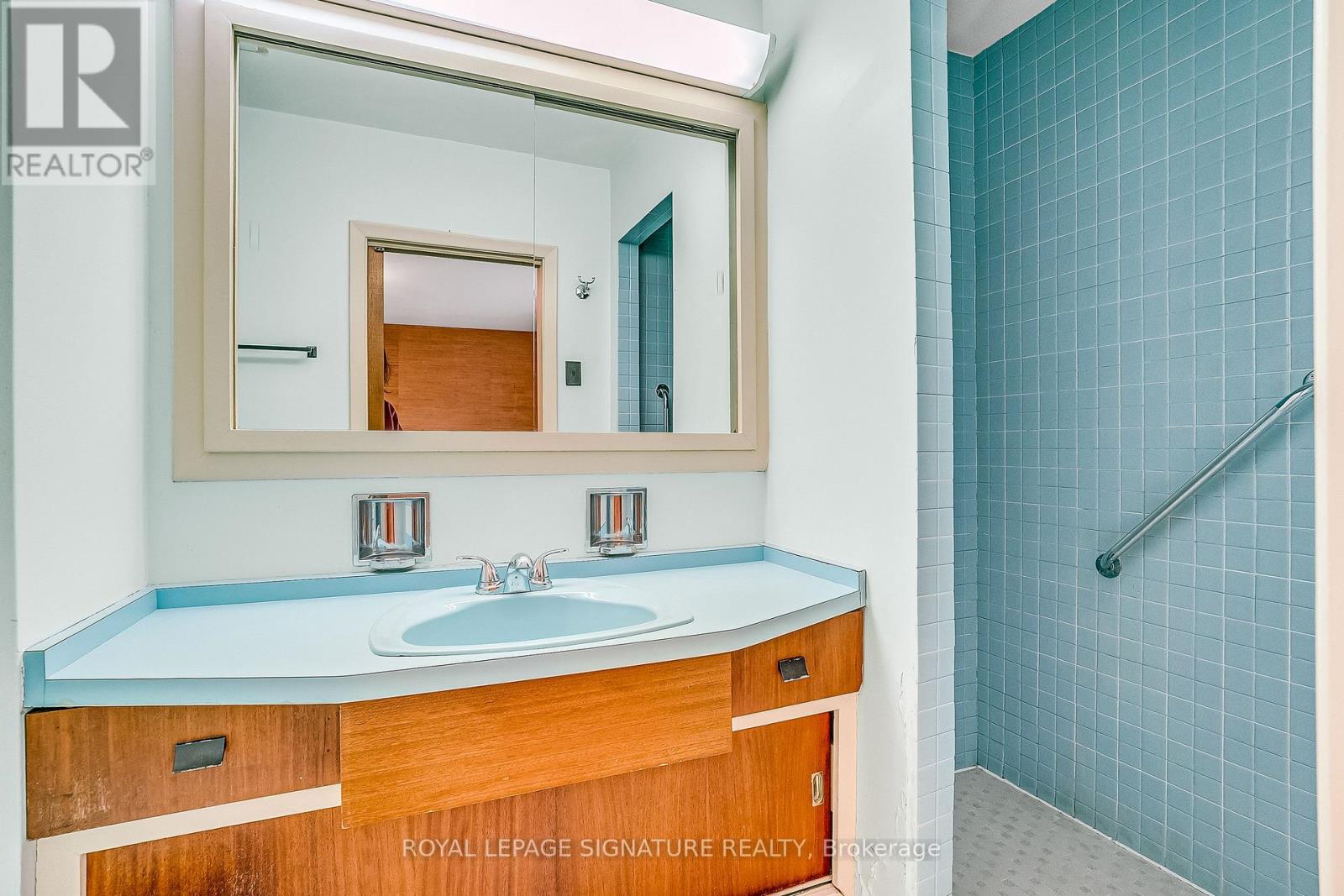 12 Ruden Crescent, Toronto, Ontario  M3A 3H3 - Photo 21 - C13018254