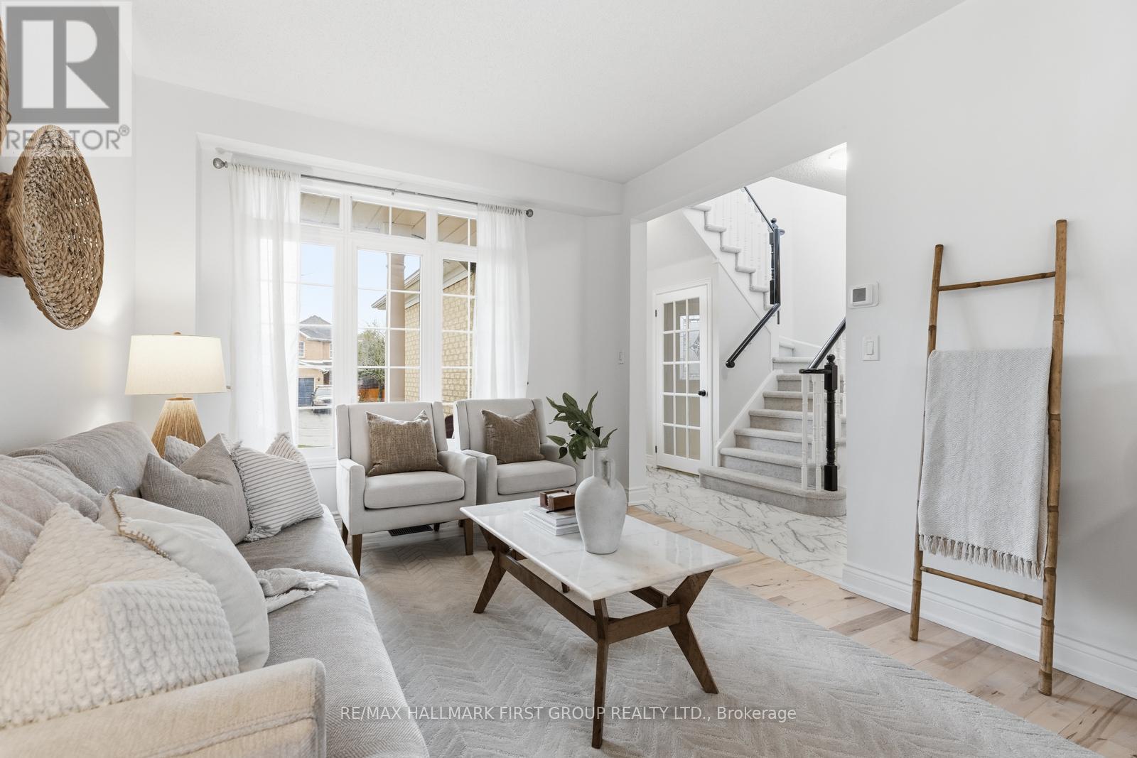 1143 Timberland Crescent, Oshawa, Ontario  L1K 2K8 - Photo 4 - E13018222