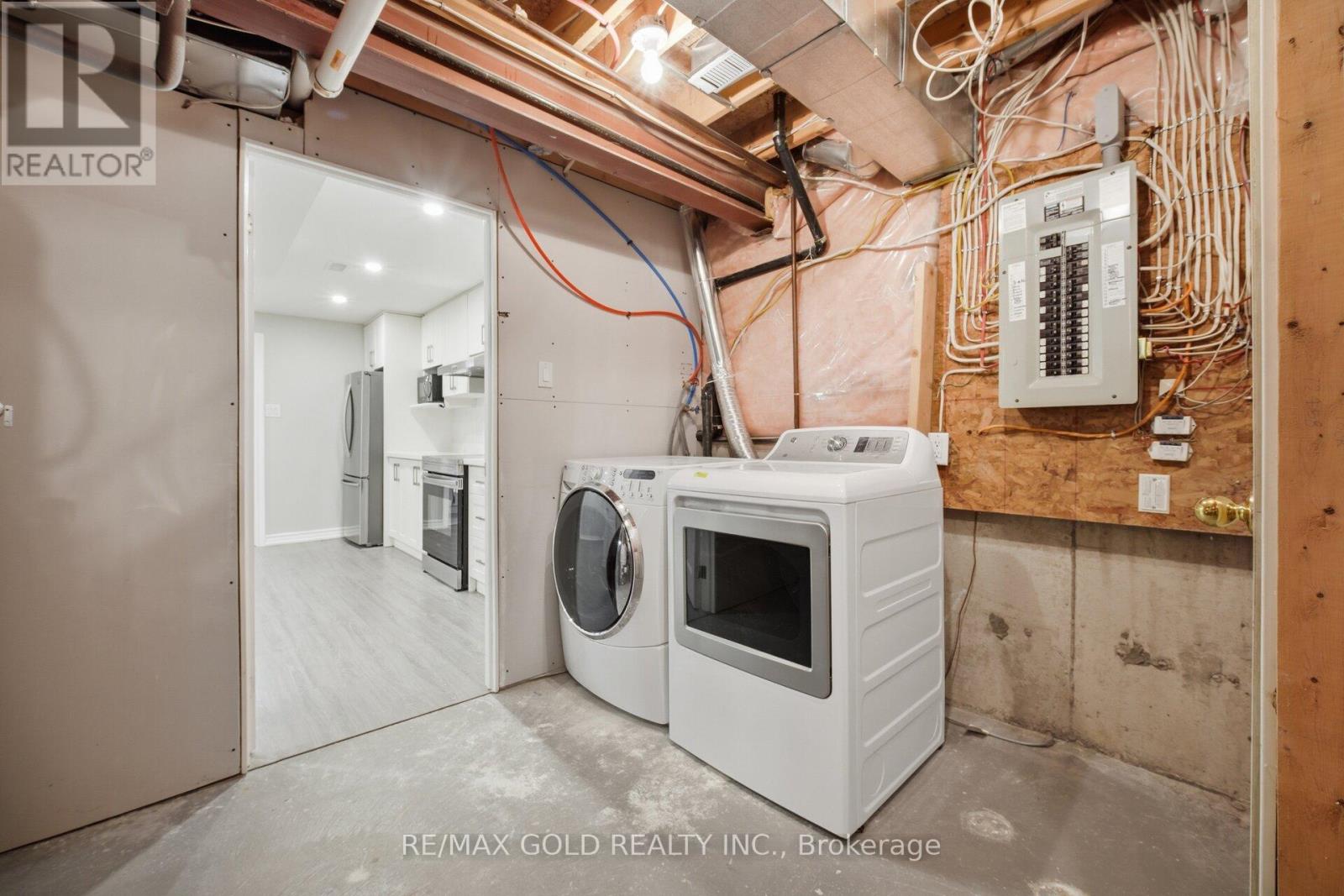 7059 Magistrate Terrace, Mississauga, Ontario  L5W 1E5 - Photo 46 - W13003768