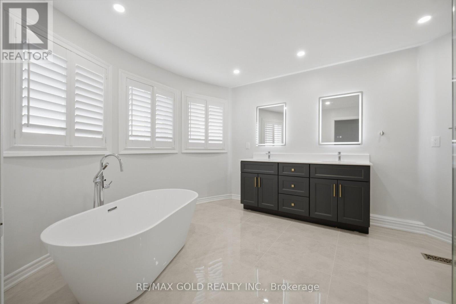 7059 Magistrate Terrace, Mississauga, Ontario  L5W 1E5 - Photo 29 - W13003768