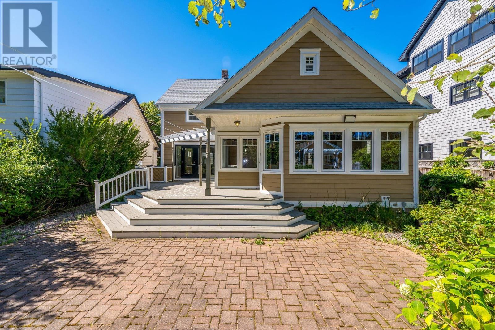 1139 Dalhousie Street, Halifax, Nova Scotia  B3H 3W5 - Photo 3 - 202524499