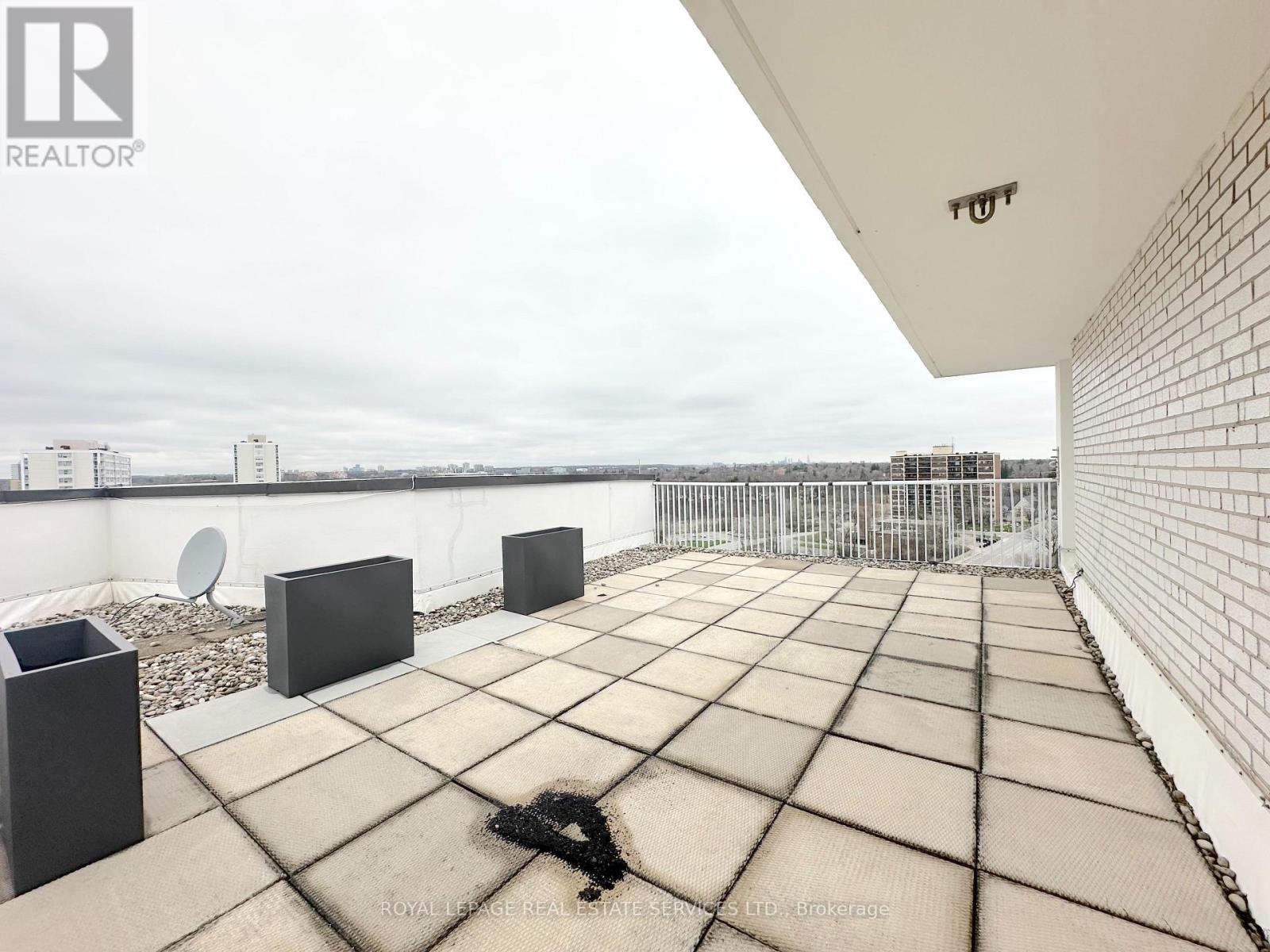 1201 - 125 Forsythe Street, Oakville, Ontario  L6K 3K1 - Photo 15 - W13018234