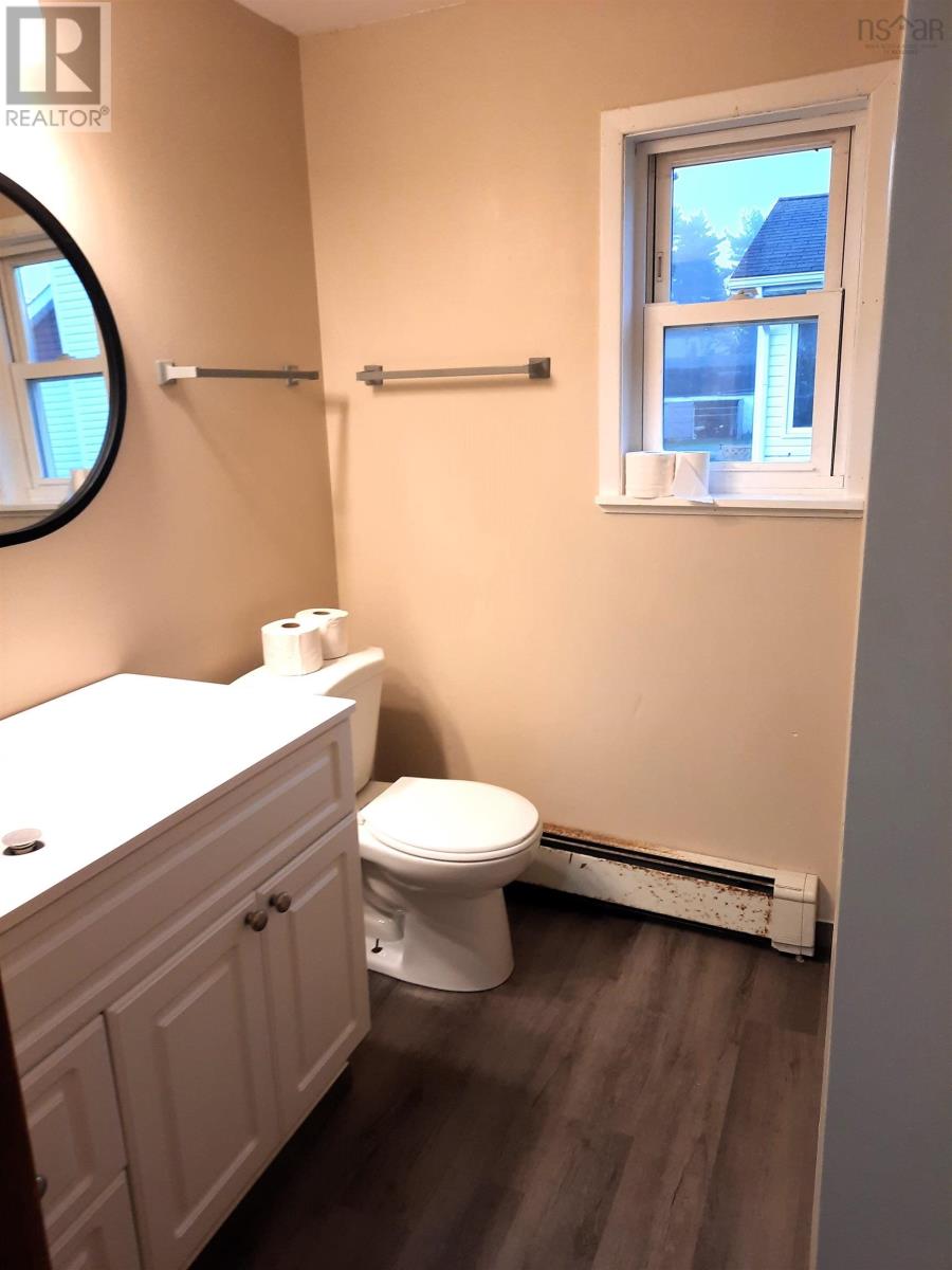 23 Queen Street, Amherst, Nova Scotia  B4H 1P7 - Photo 13 - 202606565