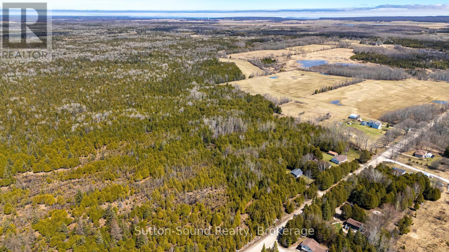 146 Sutter Road, Northern Bruce Peninsula, Ontario  N0H 1W0 - Photo 19 - X12864826