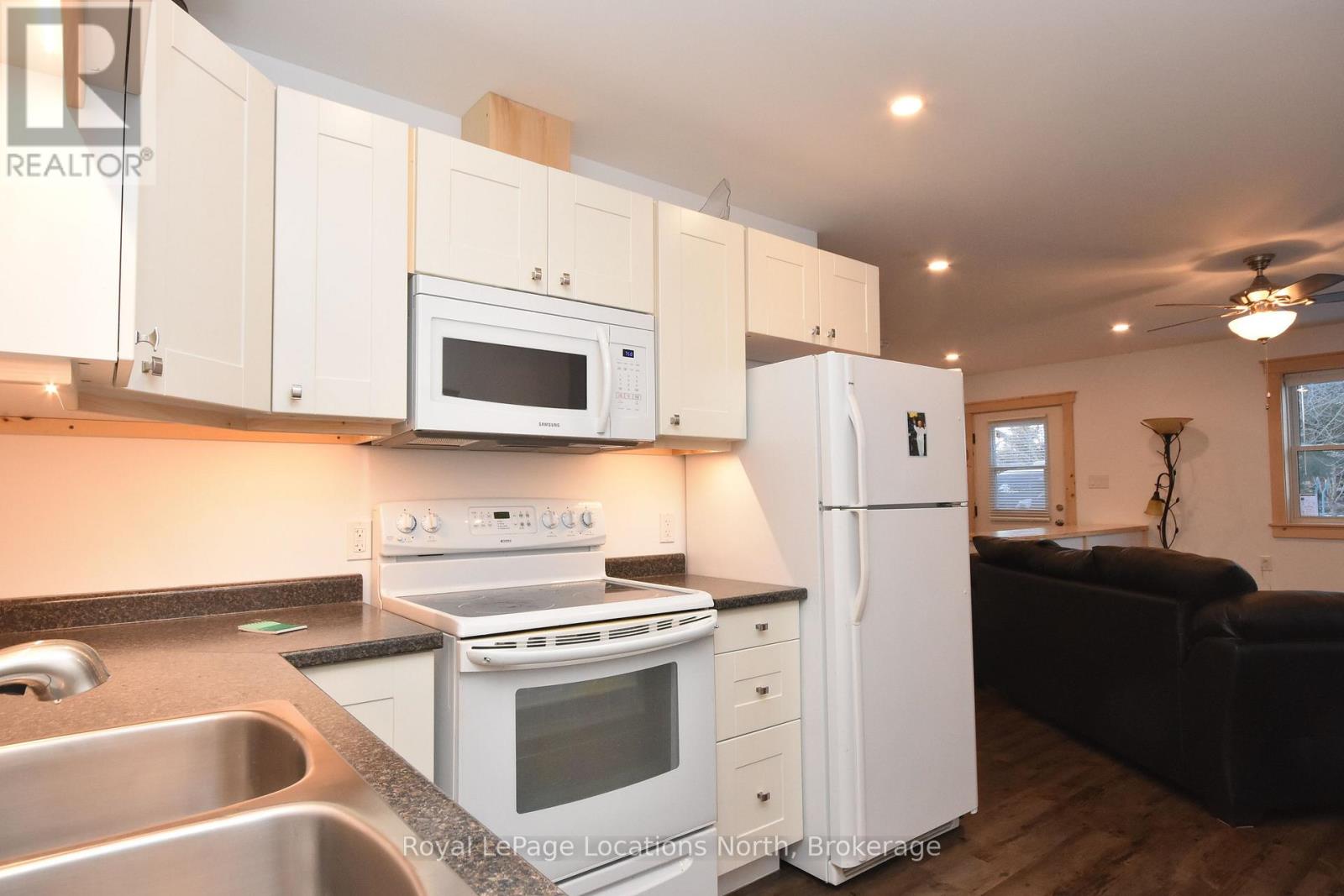 236 Phillips Street, Clearview, Ontario  L0M 1S0 - Photo 14 - S12780850