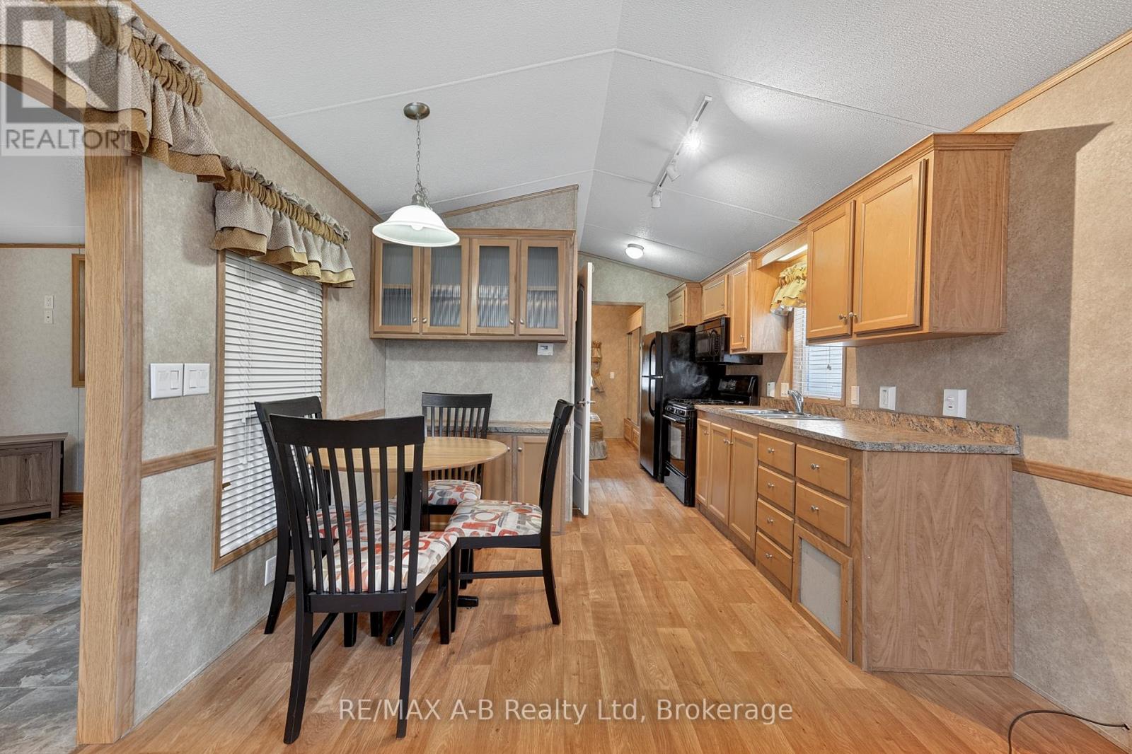 405 - 923590 Road 92 Road, Zorra, Ontario  N0J 1J0 - Photo 12 - X12912384