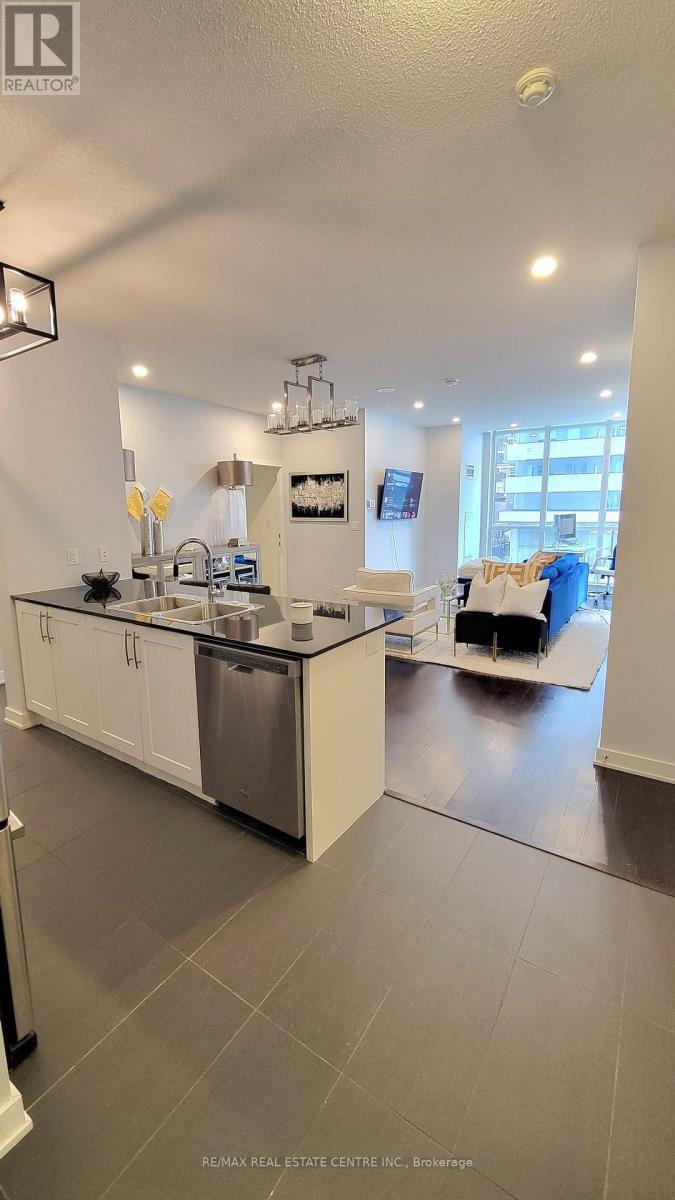 202 - 4070 Confederation Parkway, Mississauga, Ontario  L5B 0E9 - Photo 12 - W12989666