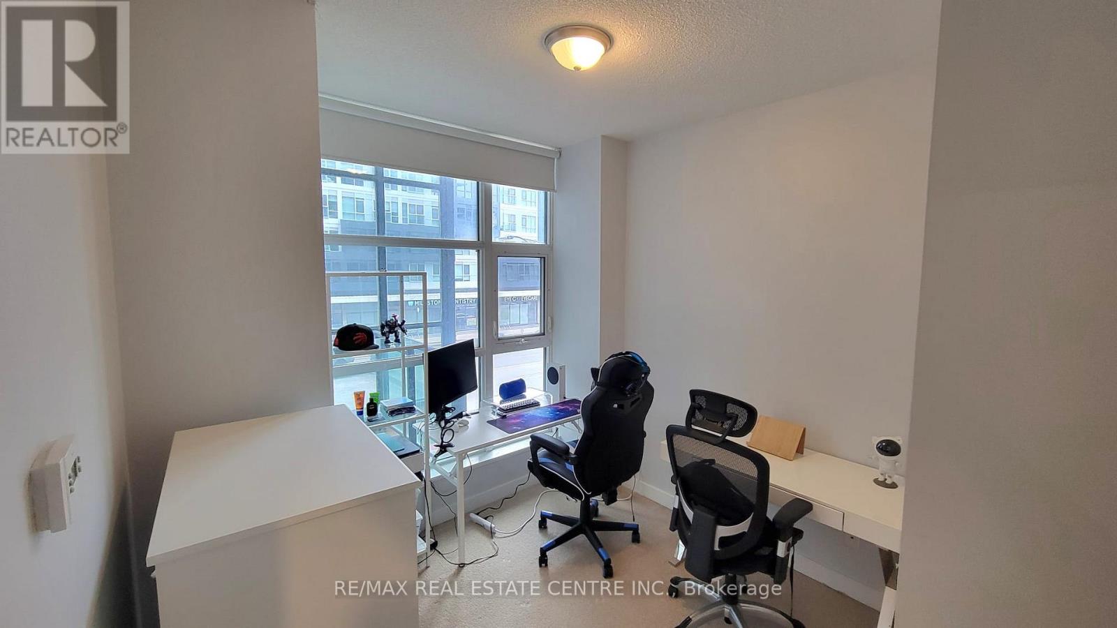 202 - 4070 Confederation Parkway, Mississauga, Ontario  L5B 0E9 - Photo 13 - W12989666