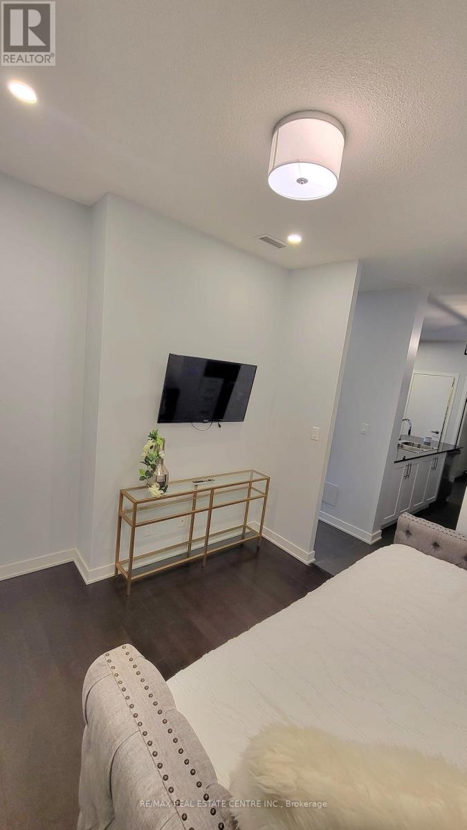 202 - 4070 Confederation Parkway, Mississauga, Ontario  L5B 0E9 - Photo 19 - W12989666