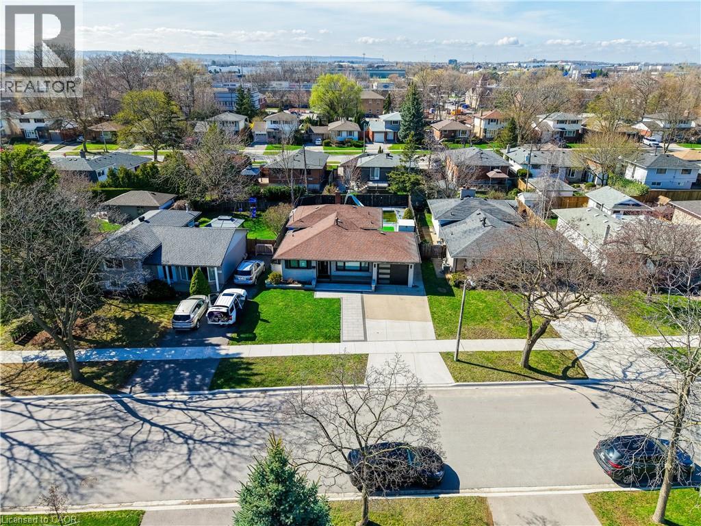 669 Geneva Park Drive, Burlington, Ontario  L7N 3C2 - Photo 4 - 40821066