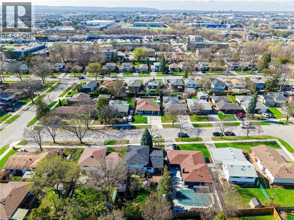 669 Geneva Park Drive, Burlington, Ontario  L7N 3C2 - Photo 5 - 40821066
