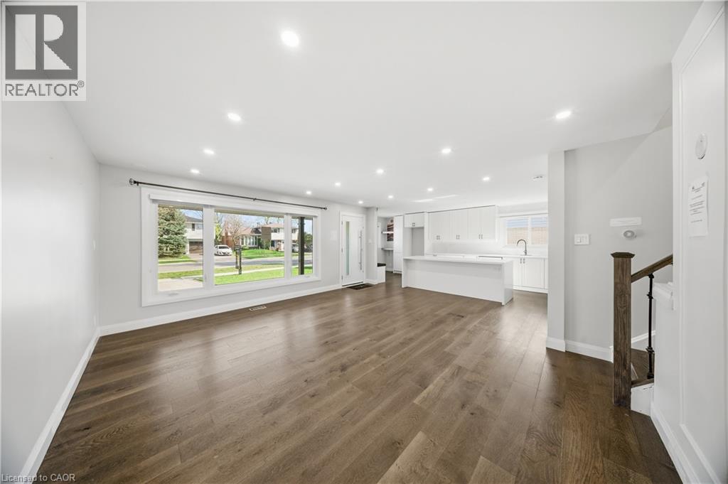 669 Geneva Park Drive, Burlington, Ontario  L7N 3C2 - Photo 8 - 40821066