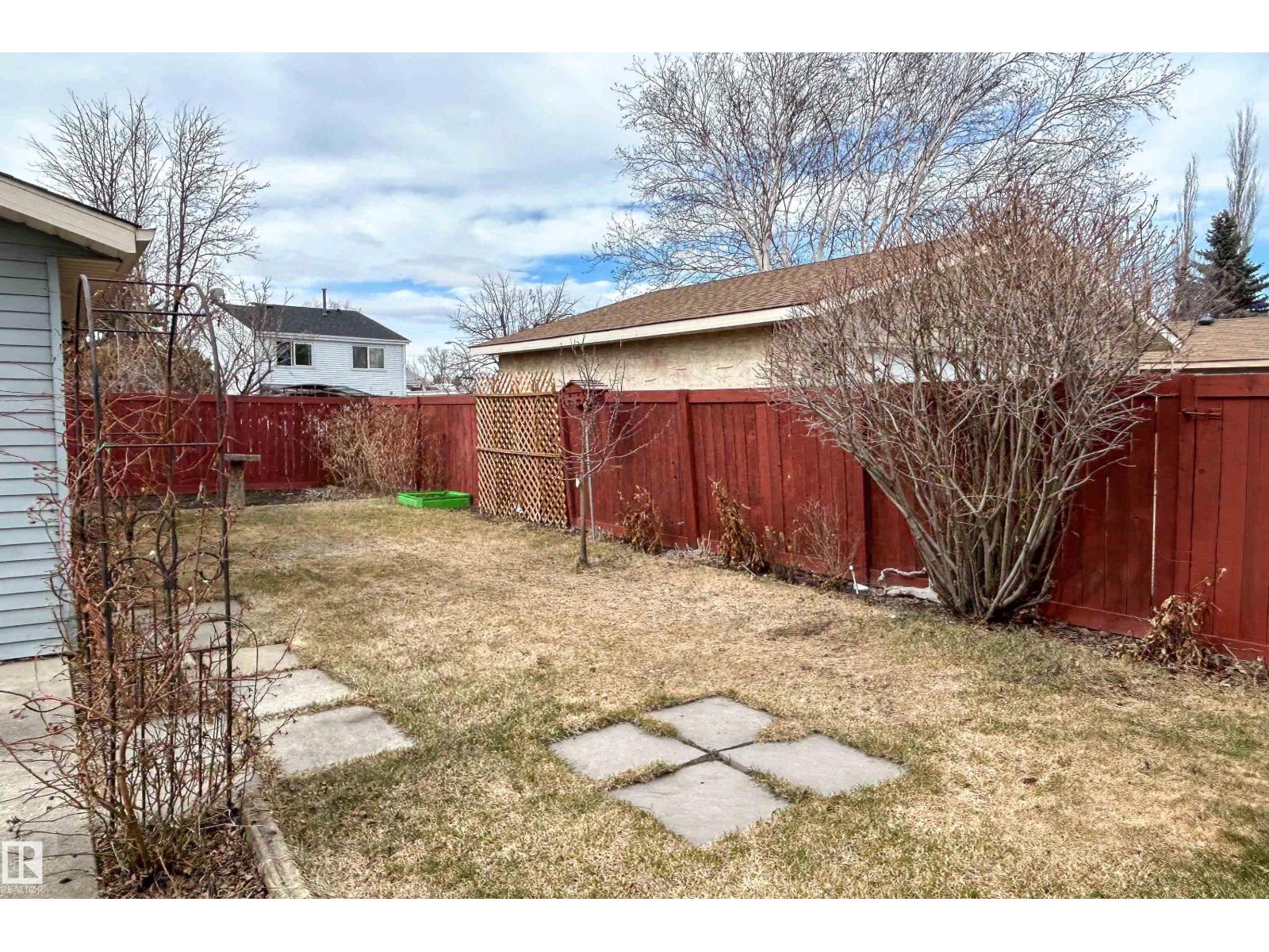 1104 35 St Nw, Edmonton, Alberta  T6L 3E7 - Photo 25 - E4482725