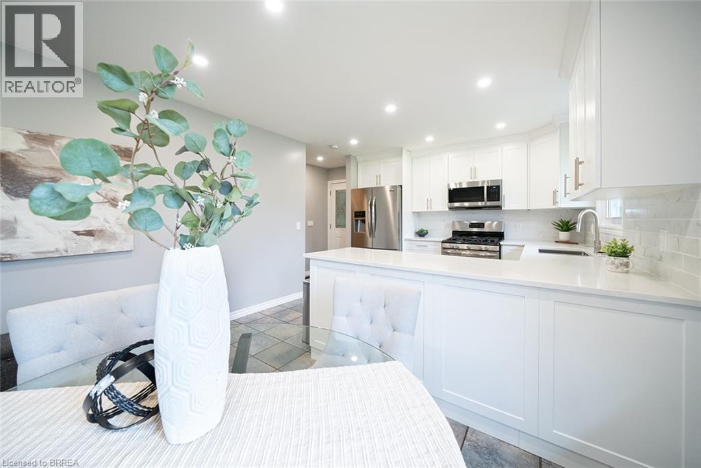 445 Powerline Road, Brantford, Ontario  N3T 5L8 - Photo 11 - 40821525