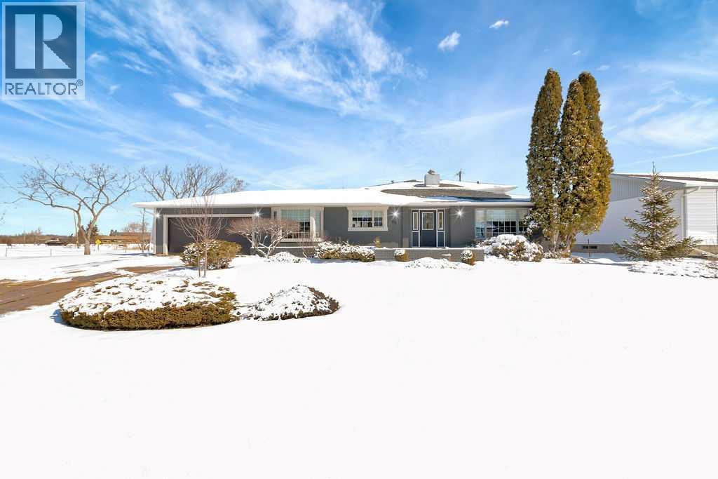 810 10 Avenue, Wainwright, Alberta  T9W 1B8 - Photo 1 - A2303202