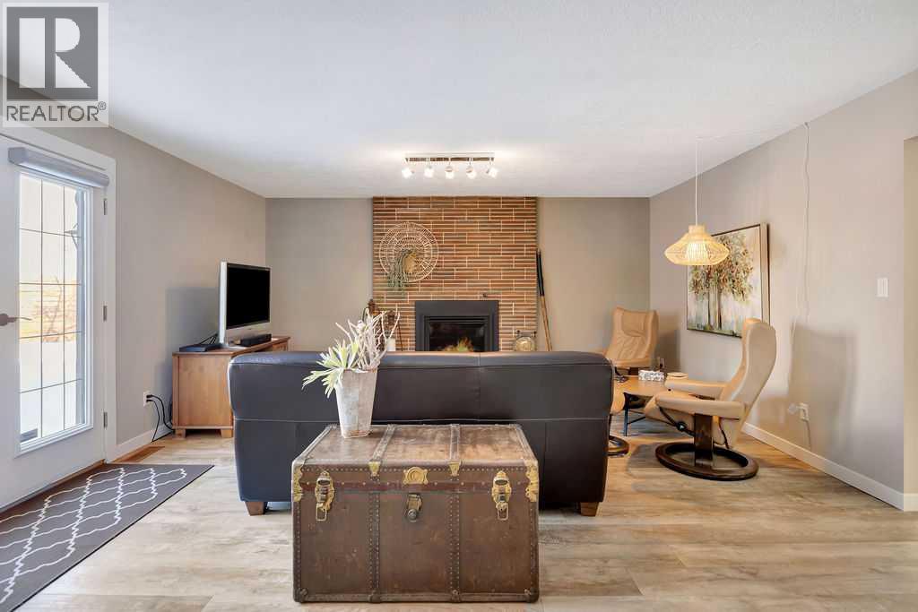 810 10 Avenue, Wainwright, Alberta  T9W 1B8 - Photo 12 - A2303202