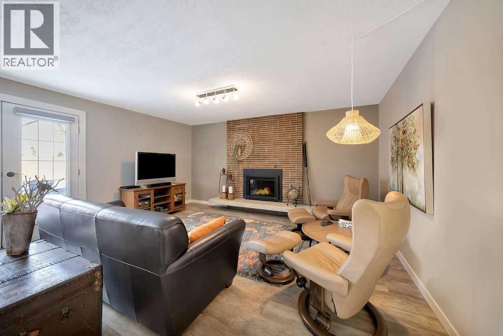 810 10 Avenue, Wainwright, Alberta  T9W 1B8 - Photo 13 - A2303202