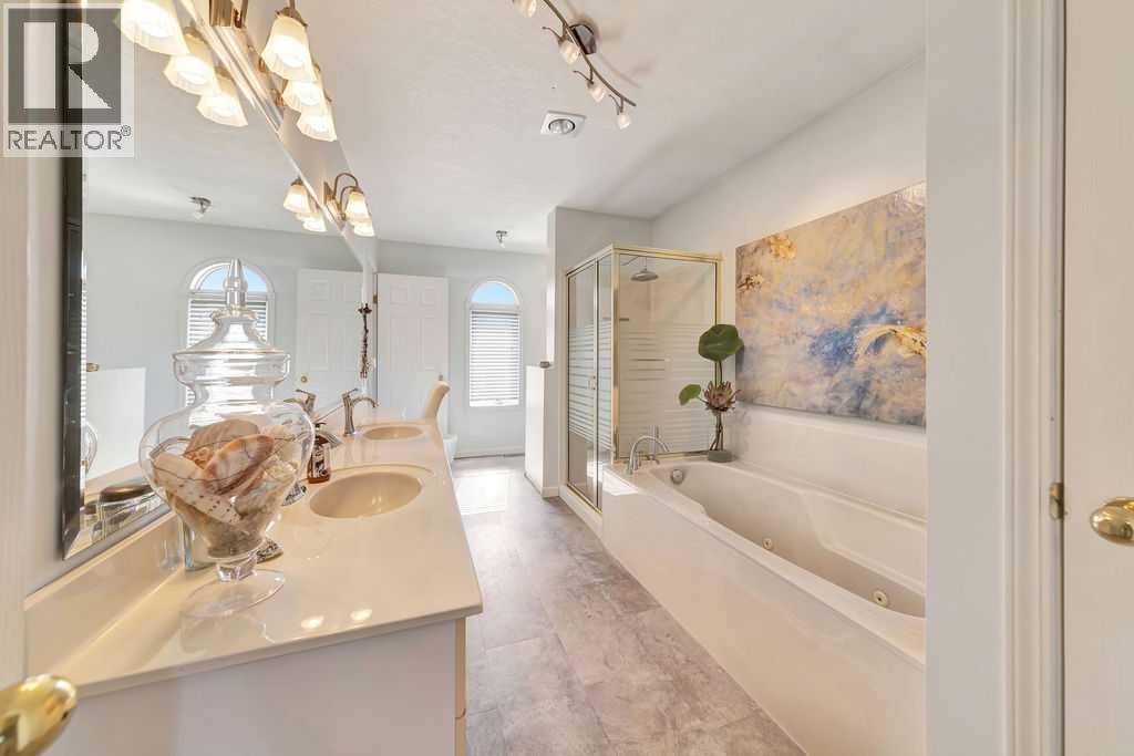 810 10 Avenue, Wainwright, Alberta  T9W 1B8 - Photo 18 - A2303202