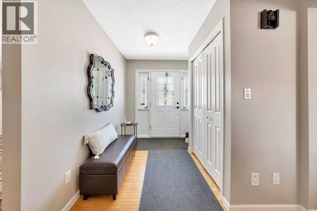 810 10 Avenue, Wainwright, Alberta  T9W 1B8 - Photo 3 - A2303202