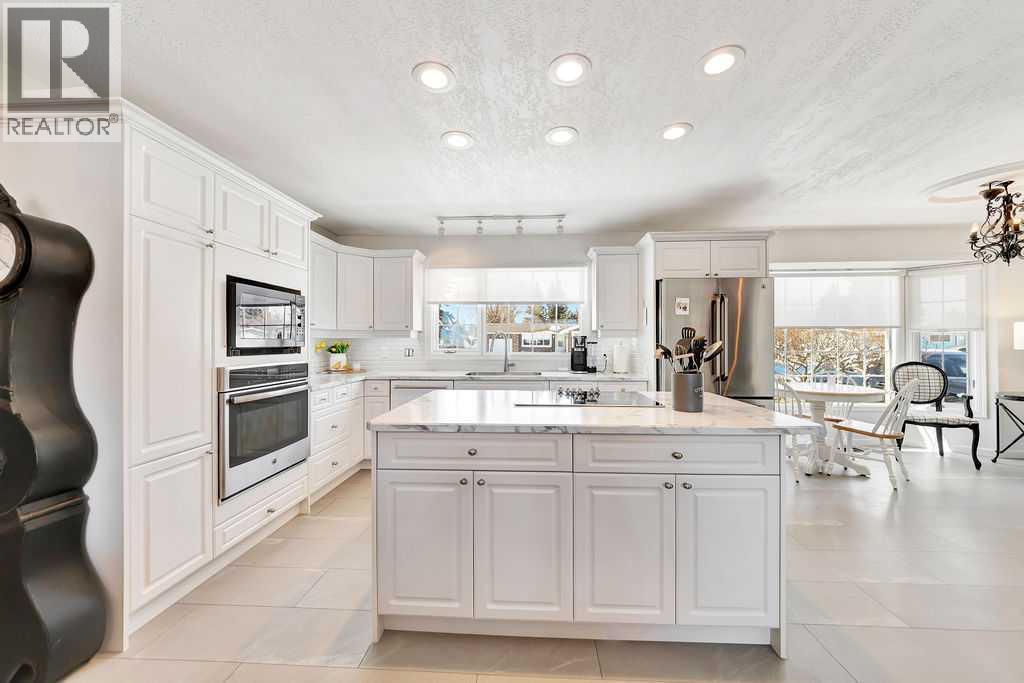 810 10 Avenue, Wainwright, Alberta  T9W 1B8 - Photo 33 - A2303202