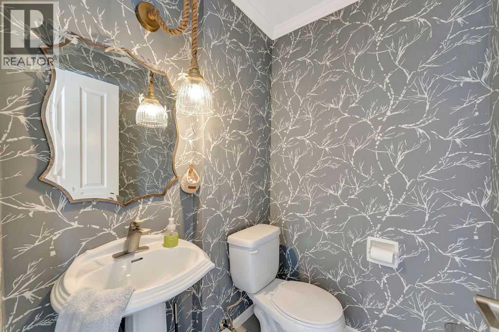 810 10 Avenue, Wainwright, Alberta  T9W 1B8 - Photo 37 - A2303202