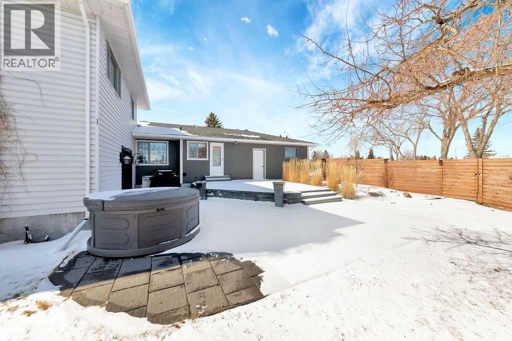 810 10 Avenue, Wainwright, Alberta  T9W 1B8 - Photo 43 - A2303202