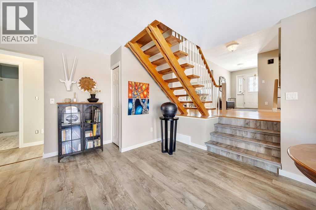 810 10 Avenue, Wainwright, Alberta  T9W 1B8 - Photo 9 - A2303202