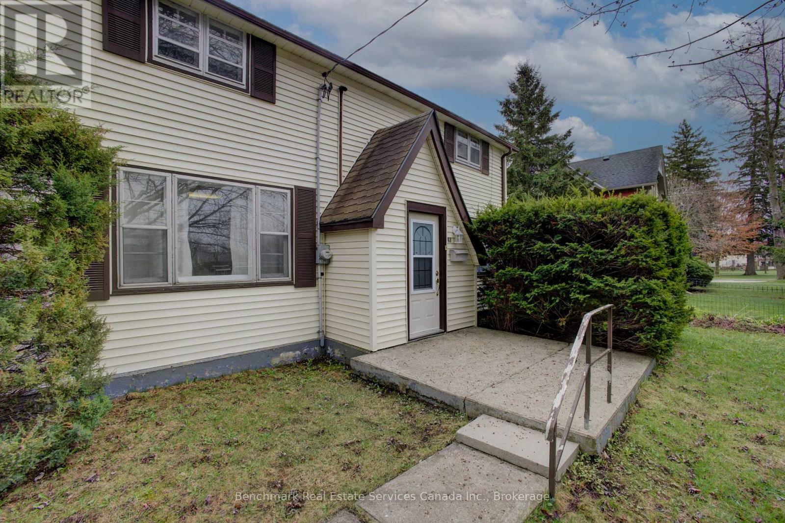 61 St. John Street S, St. Marys, Ontario  N4X 1A6 - Photo 3 - X13018320