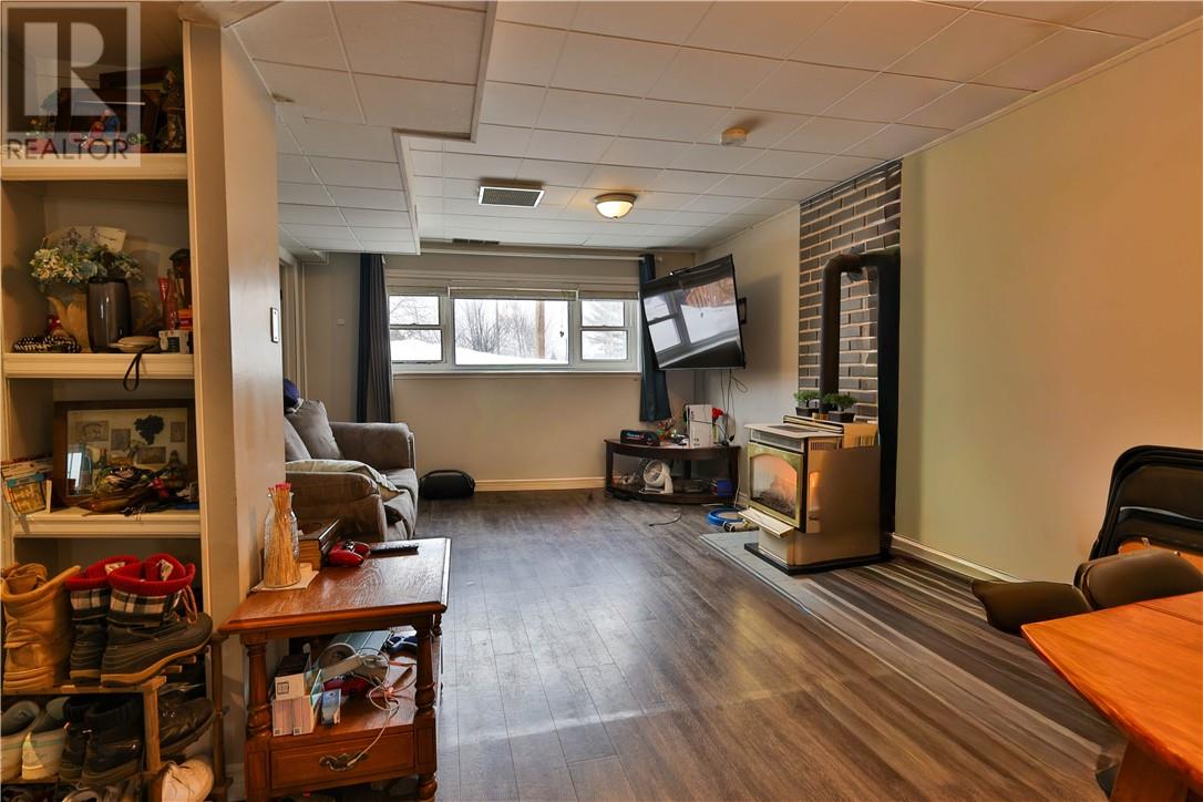 401 York Street, Sudbury, Ontario  P3e 2a8 - Photo 10 - 2127207