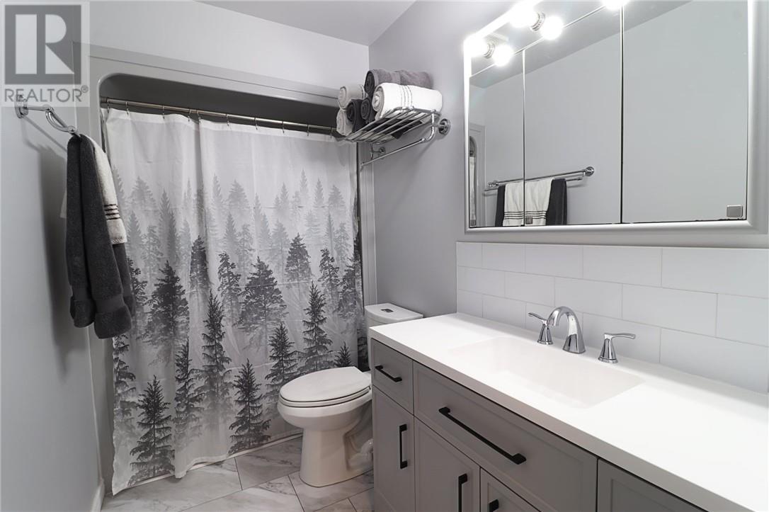 3274 Percy Avenue, Val Caron, Ontario  P3N 1A3 - Photo 12 - 2127192