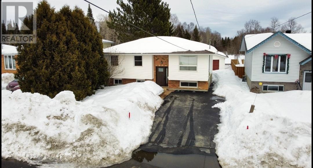 3274 Percy Avenue, Val Caron, Ontario  P3N 1A3 - Photo 28 - 2127192