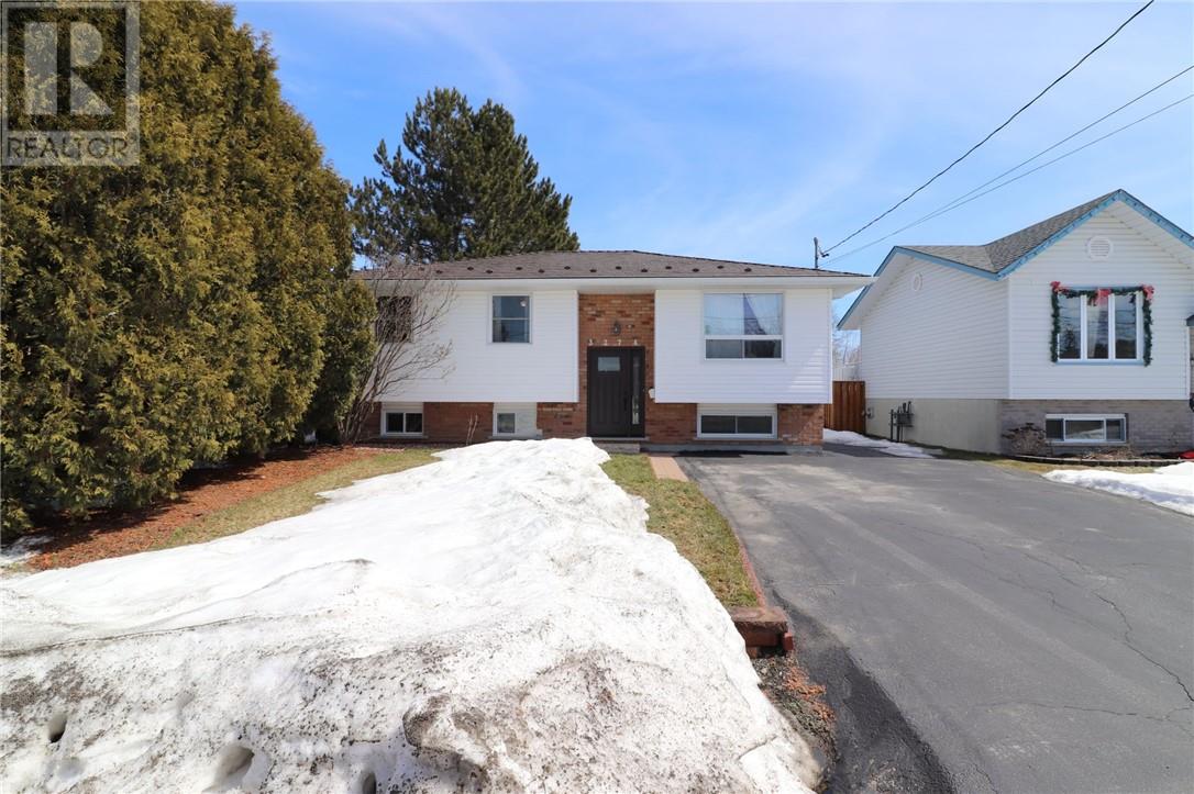 3274 Percy Avenue, Val Caron, Ontario  P3N 1A3 - Photo 35 - 2127192