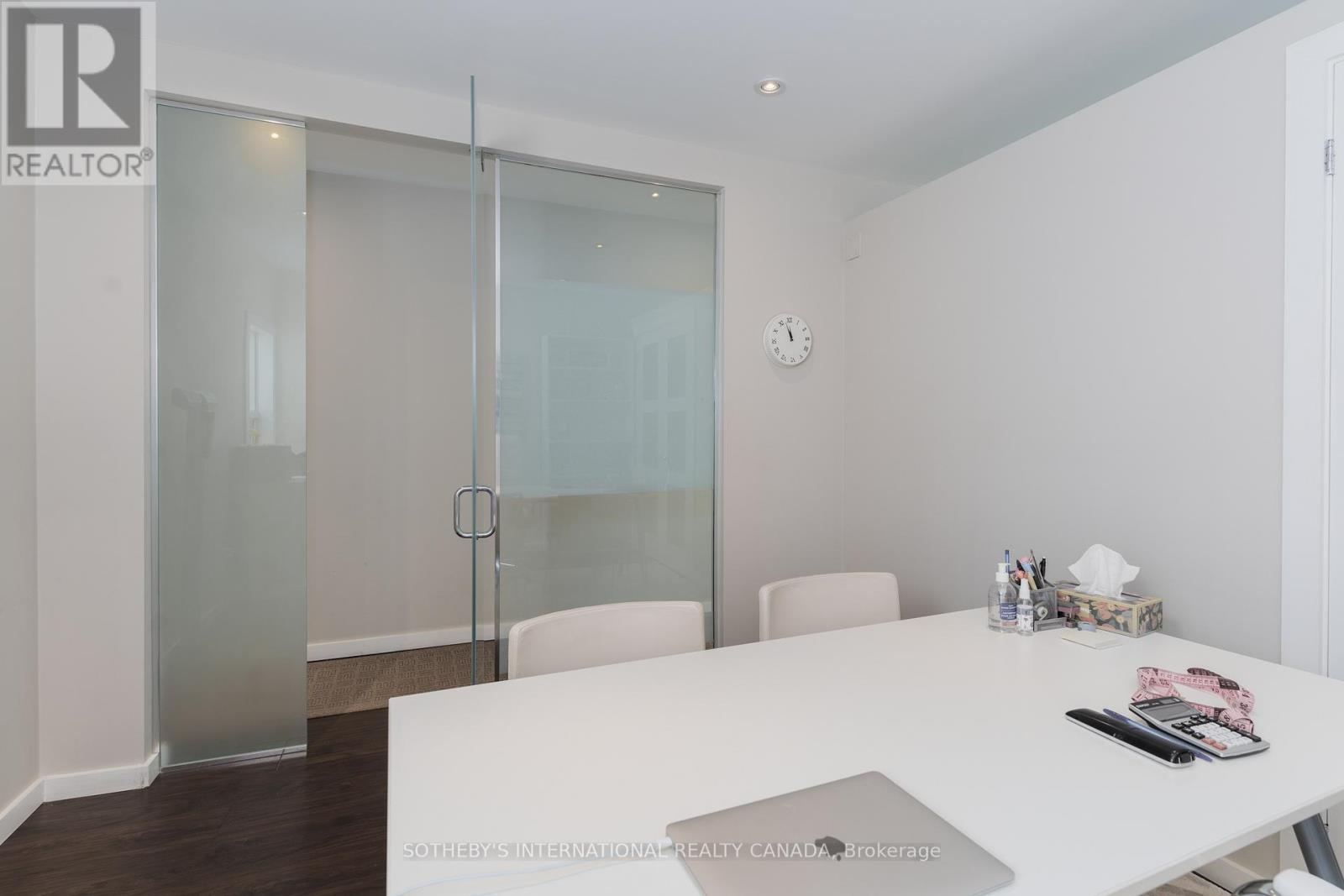 2nd Fl - 1961 Avenue Road, Toronto, Ontario  M5M 4A3 - Photo 18 - C13018292