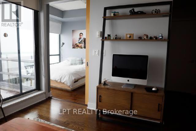 1706 - 438 King Street W, Toronto, Ontario  M5V 3T9 - Photo 5 - C13018334