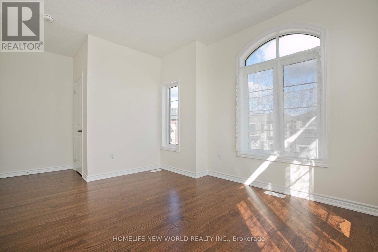 1864 Irish Moss Square, Pickering, Ontario  L1Y 0B4 - Photo 23 - E13018316